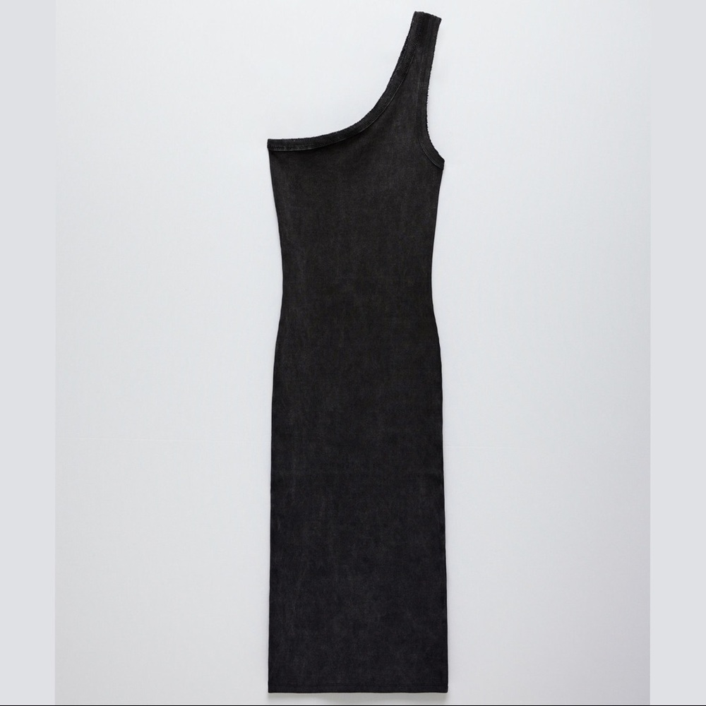 Asymmetric Midi Dress - Picture 3 of 6